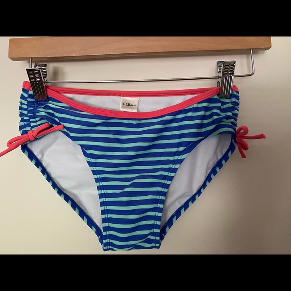 COPY - Land’s End Girl’s Tankini - Picture 3 of 4